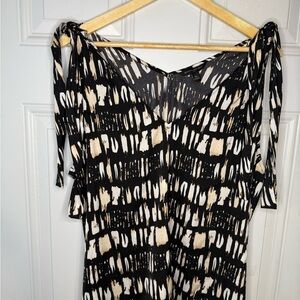 Chic Black and Cream Patterned Dress